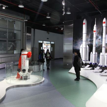 透過參訪中國航天博物館，學員了解中國航天科技發展的情況。