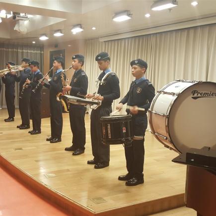 學生於中國音樂學院交流切磋環節時的步操表演