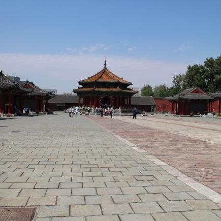 Visiting the Shenyang Palace Museum